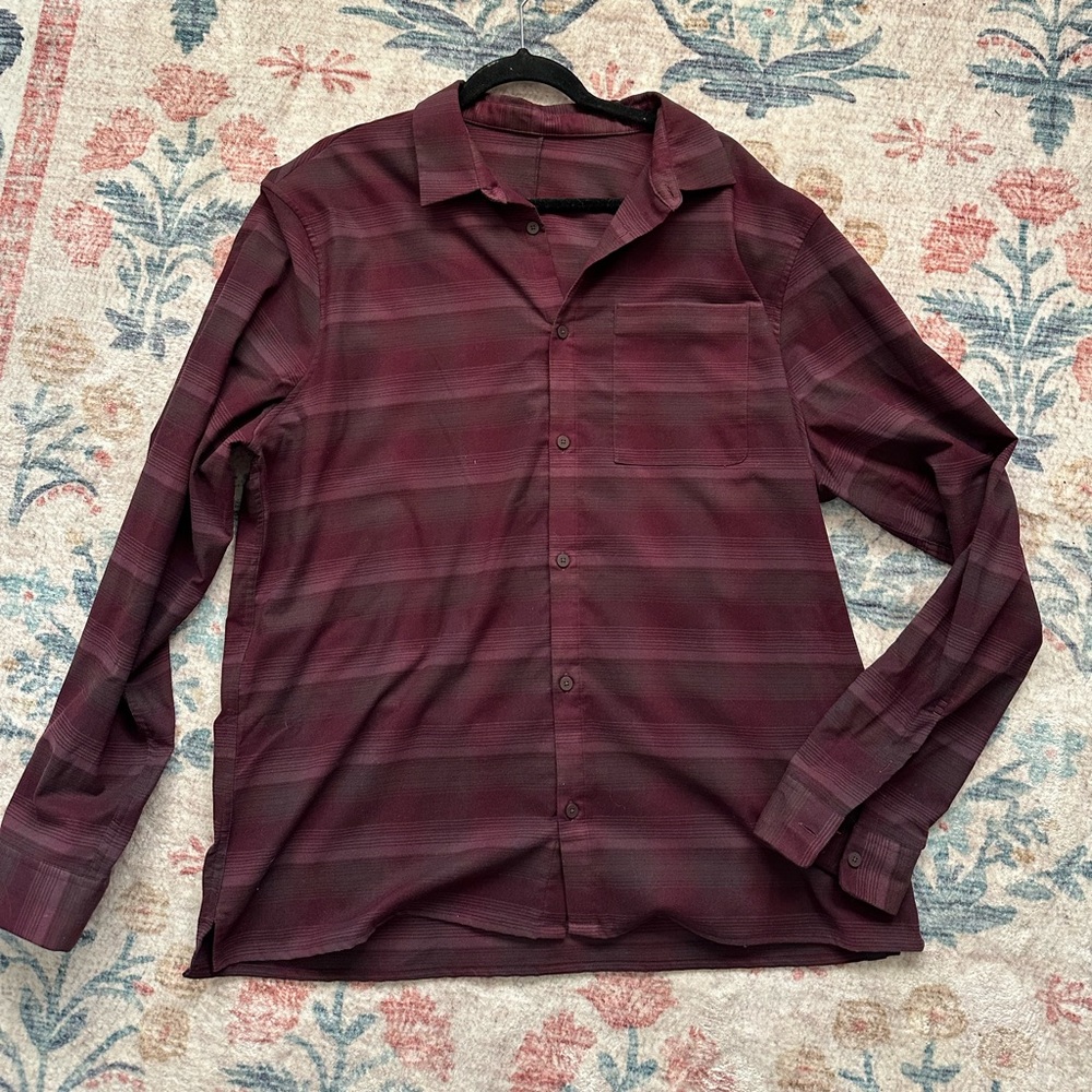 Lululemon men’s flannel shirt